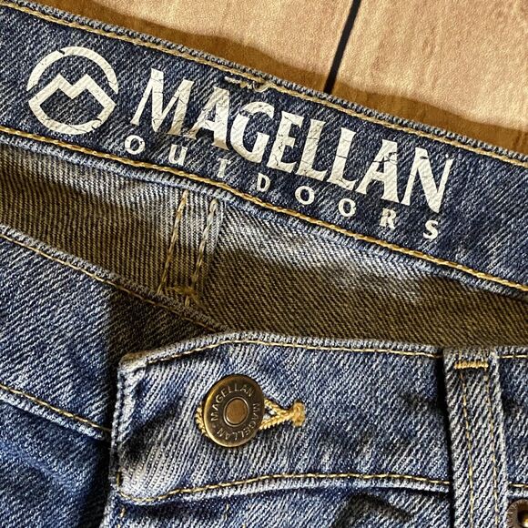 Magellan Outdoors 38x34 Blue Jeans Medium Wash Classic Heavy Denim Work Pants - Picture 4 of 11